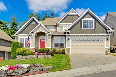 The Homeowner’s Checklist Before a Professional House Wash